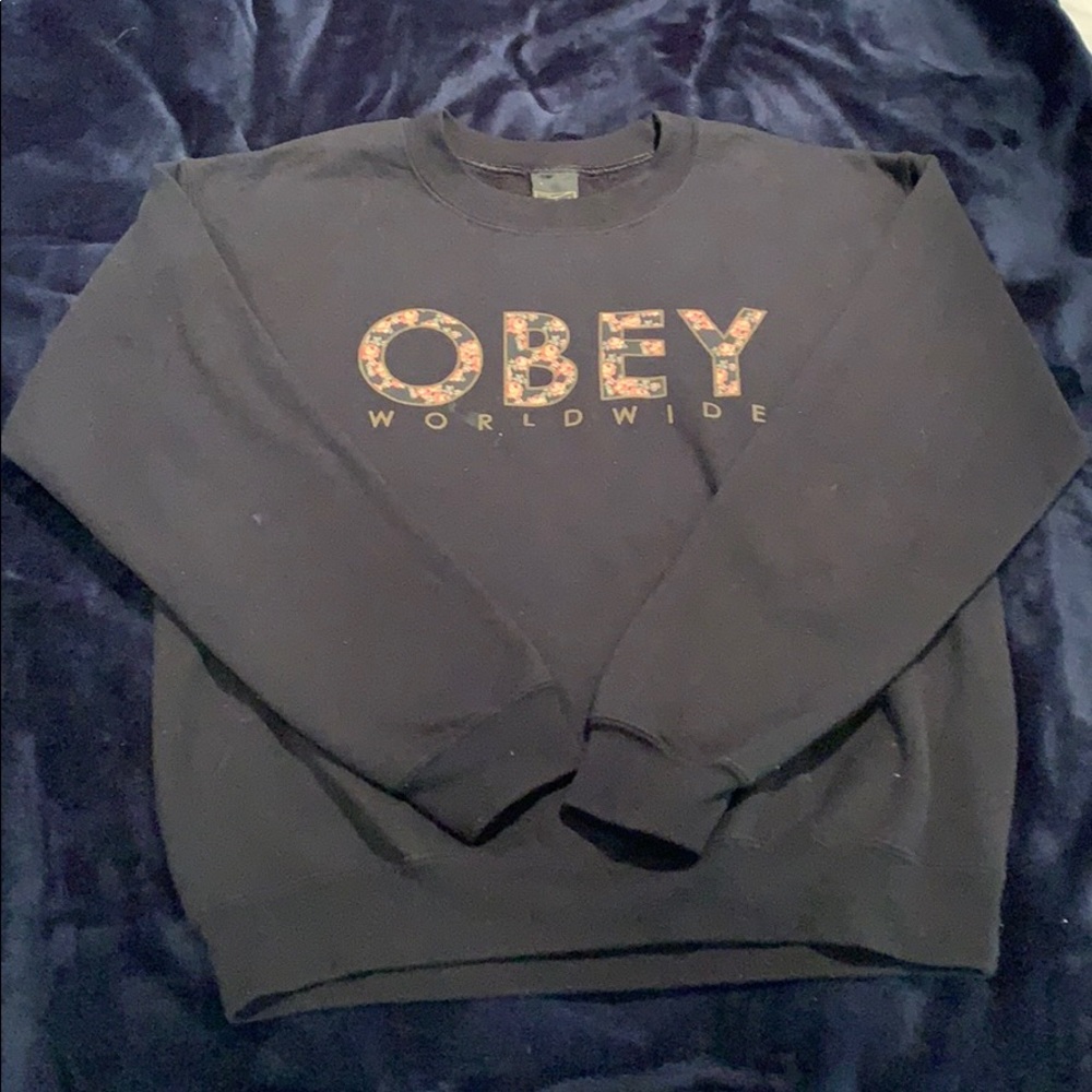 OBEY black crewneck